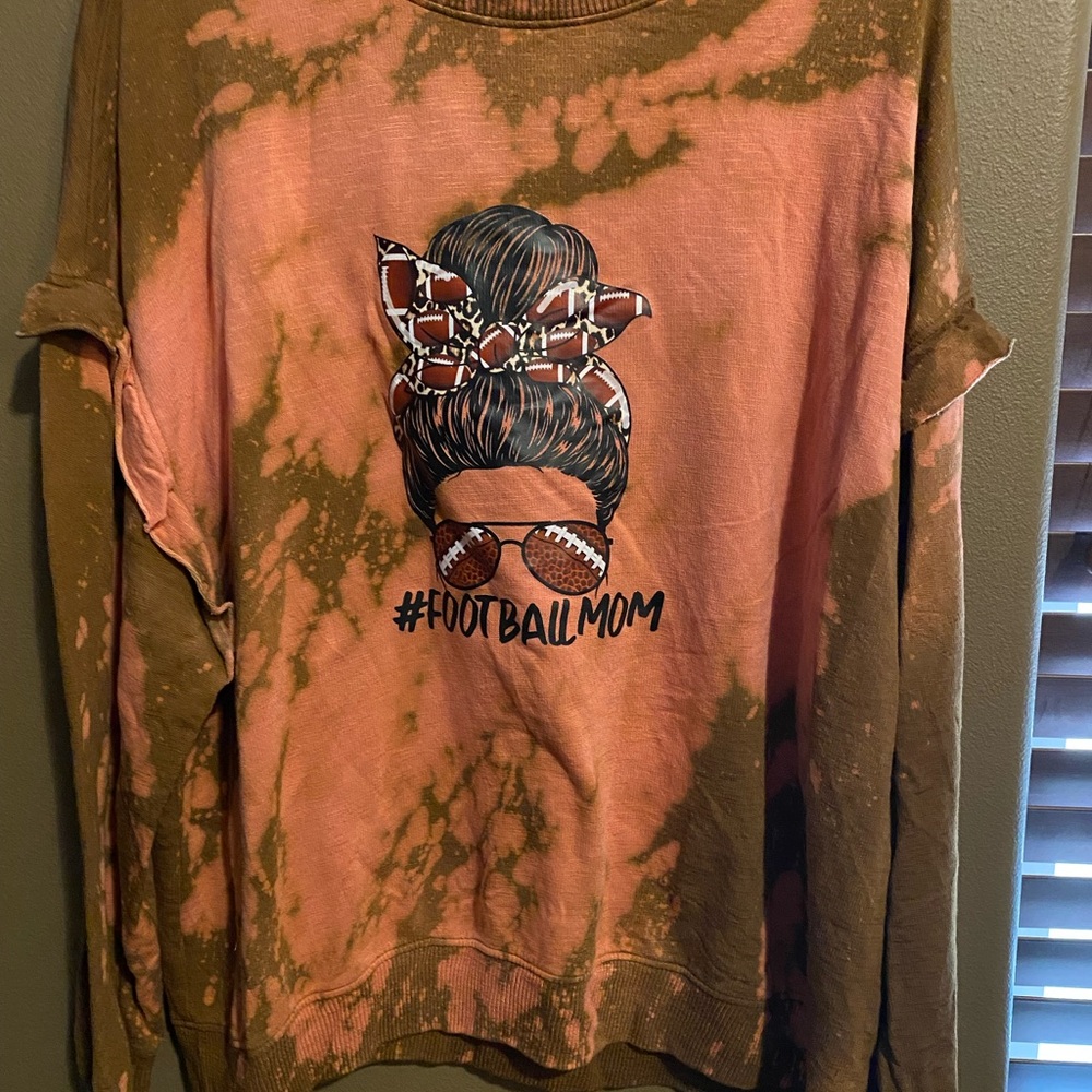 Hand designed women’s “football MOM” long sleeve sweatshirt size XXL